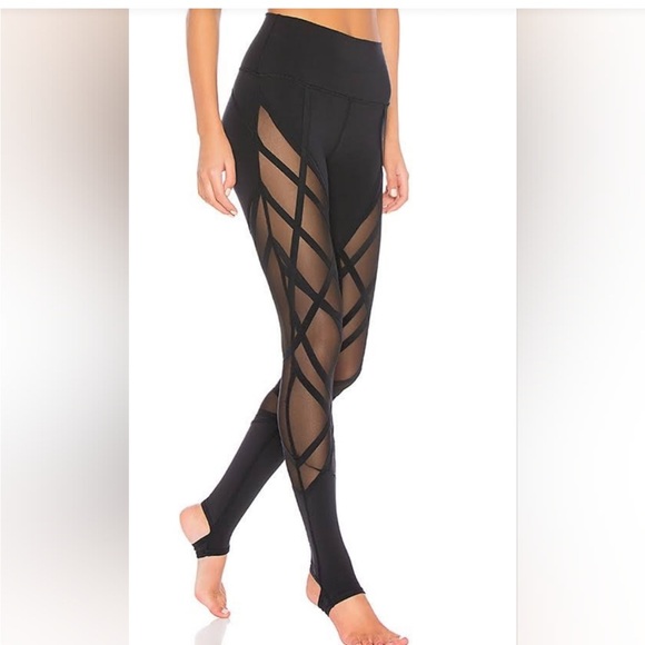 Alo Yoga High Waist Wrap Stirrup Legging - XS - Picture 2 of 4